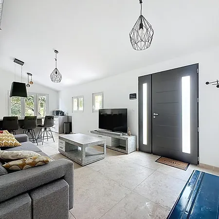 Villa 2 Avec Jacuzzi